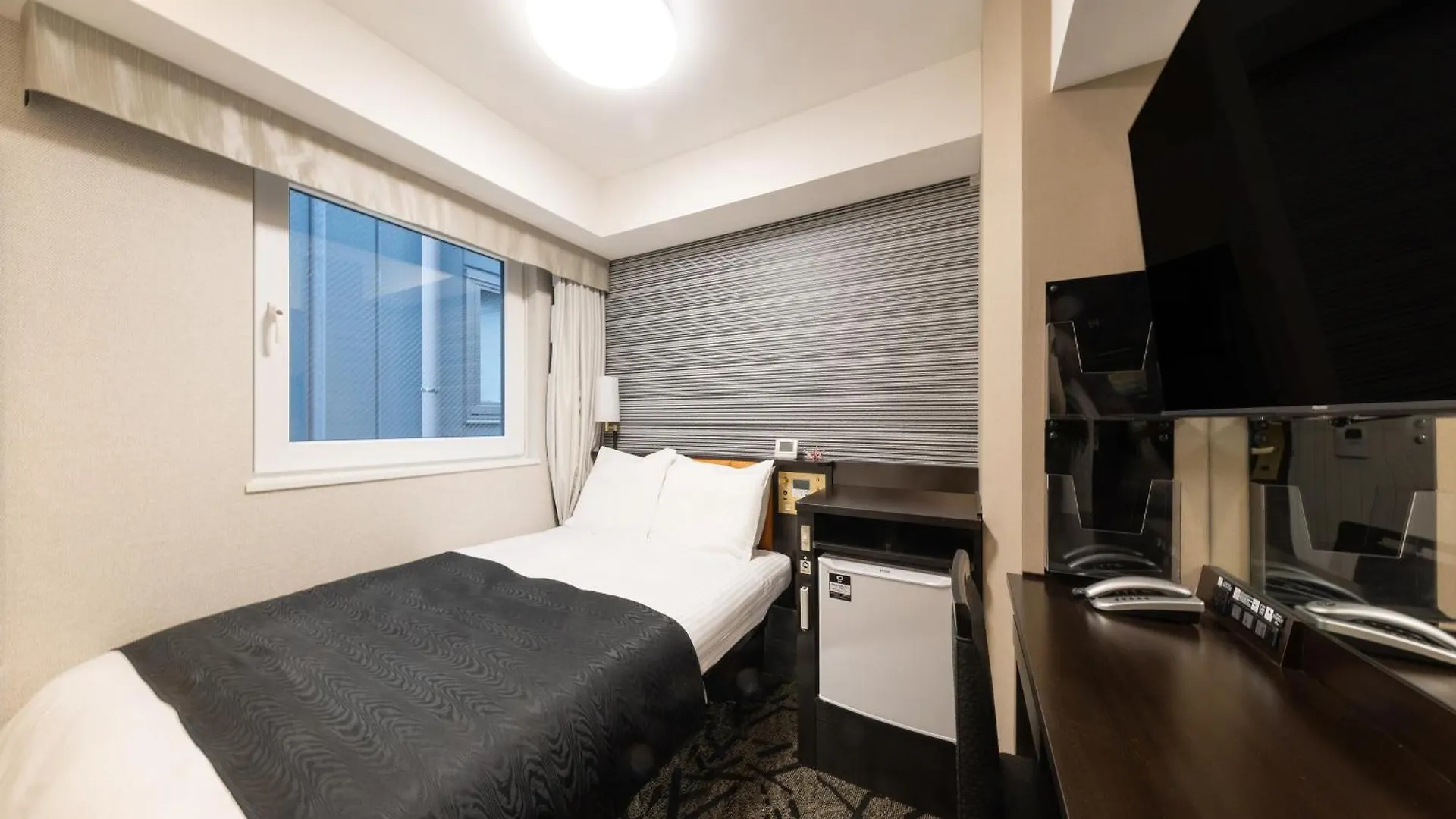 Apa Hotel Shibuya Dogenzakaue Tokyo 3*,  Japan