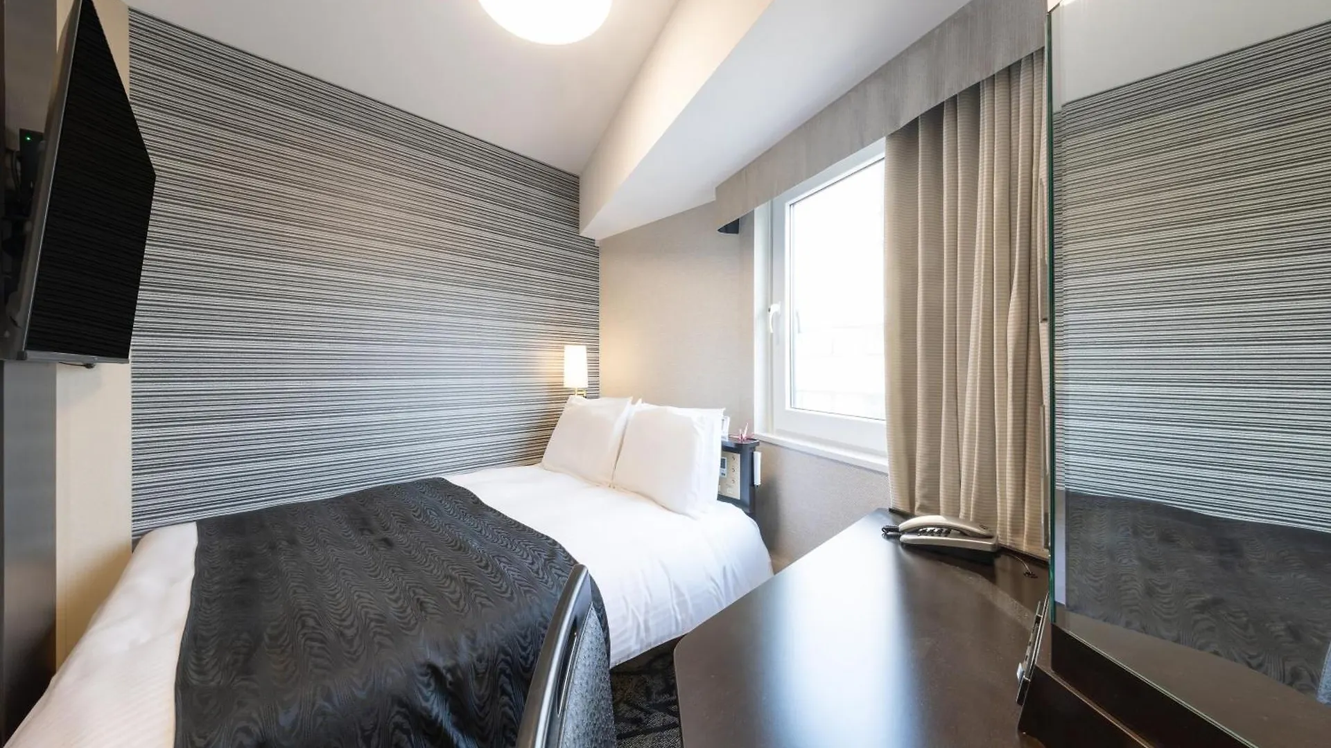 Apa Hotel Shibuya Dogenzakaue Tokyo 3*,